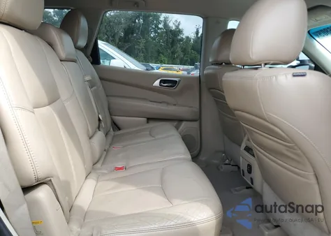 2013 Nissan Pathfinder S z USA, uszkodzony, nr VIN 5N1AR2MN1DC679711